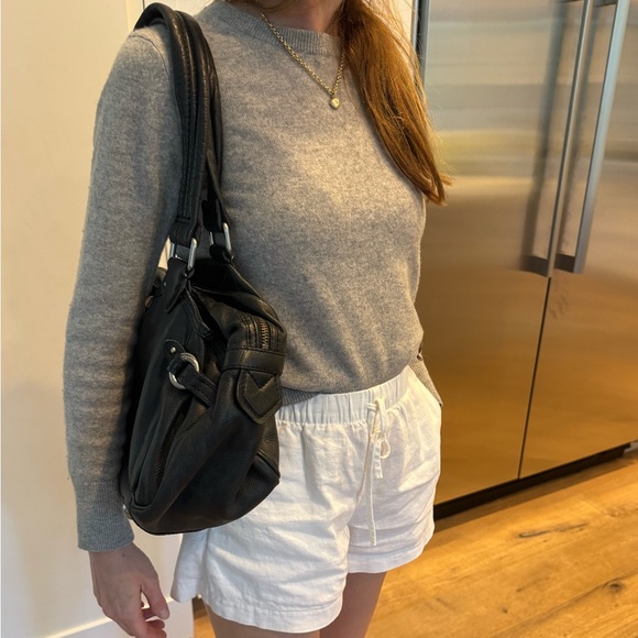 Marc Jacobs large black leather shoulder bag - Picture 7 of 7